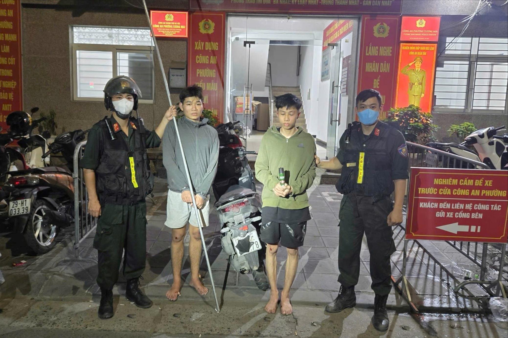 Khống chế 4 thanh niên che biển số xe, phóng lạng lách trong đêm